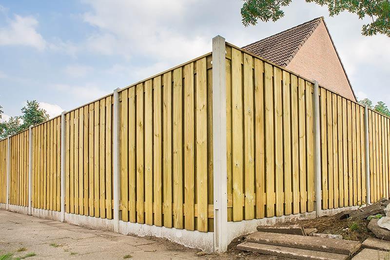 fencing services - handyman services in Berkshire